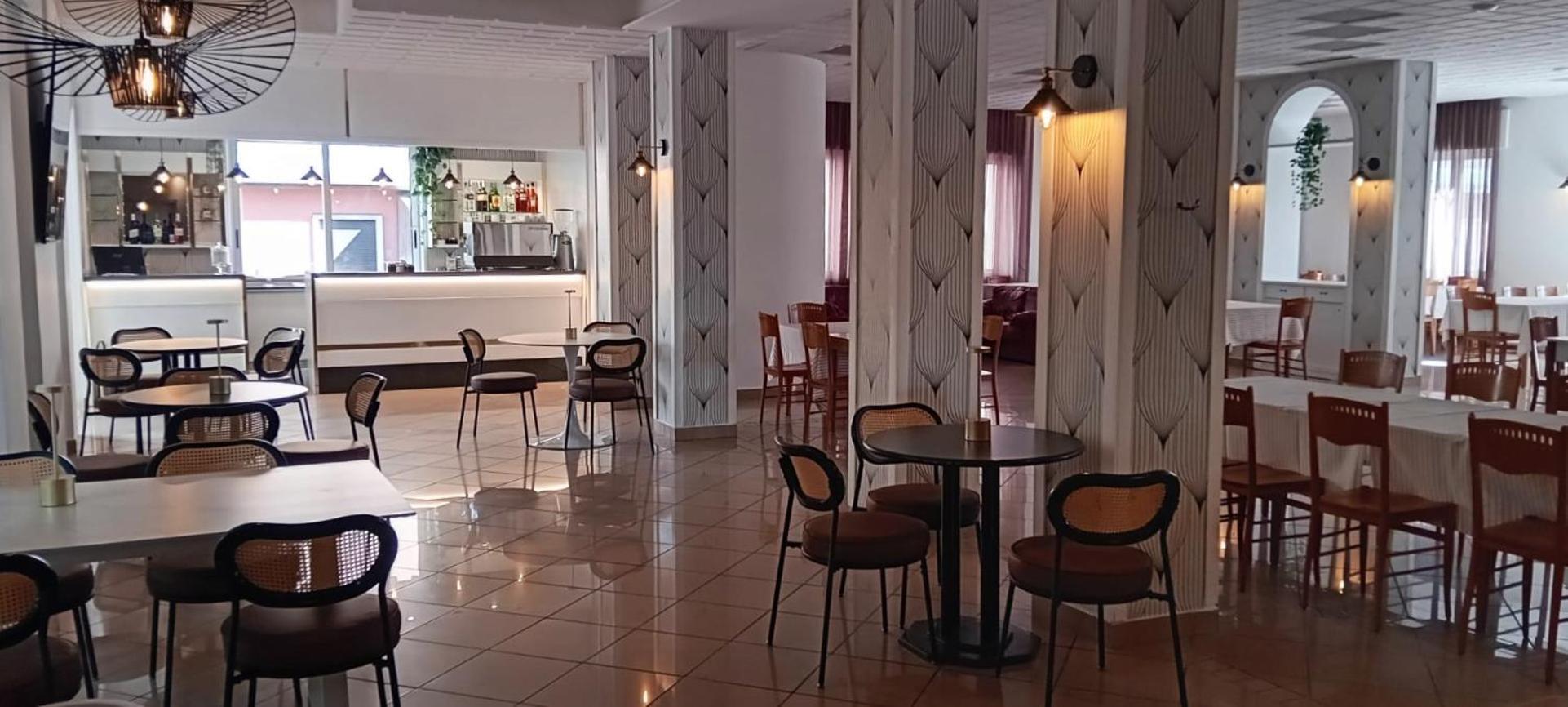Colonne - Alihotels Hotel 3*