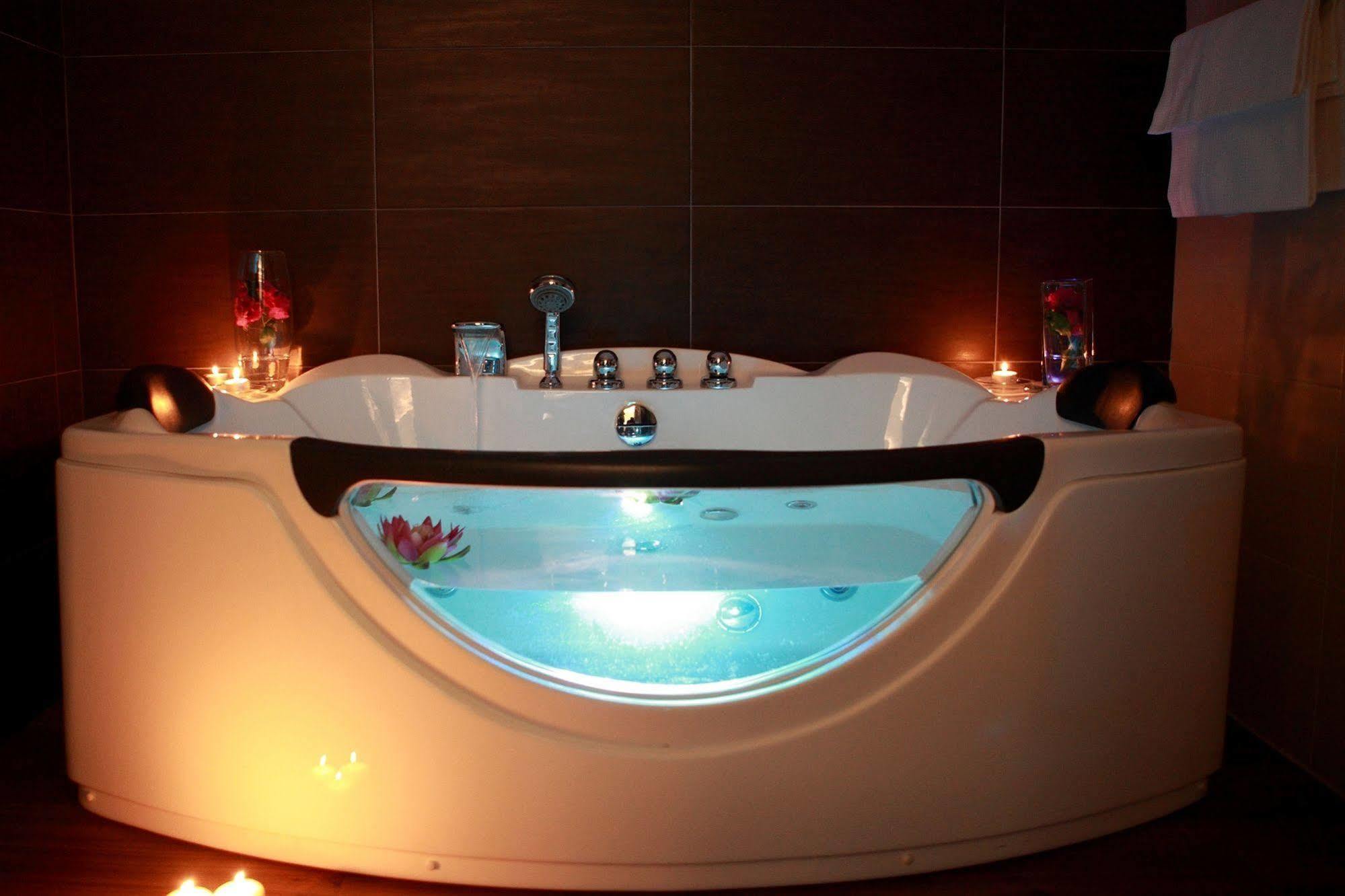 Colonne - Alihotels 3*